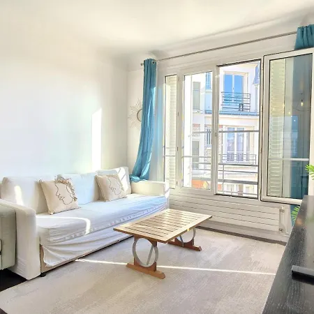70m2 Spacious 2br For 6 Guests Near Opera With Elevator アパート *