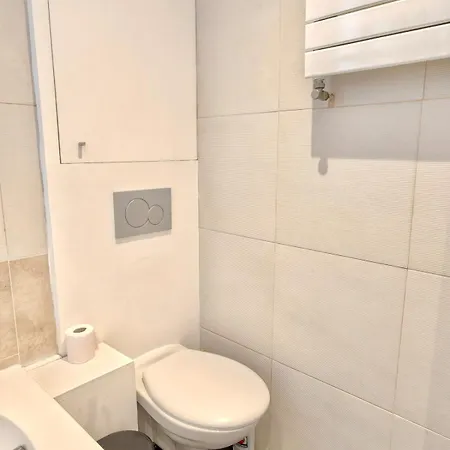 70m2 Spacious 2br For 6 Guests Near Opera With Elevator شقة *
